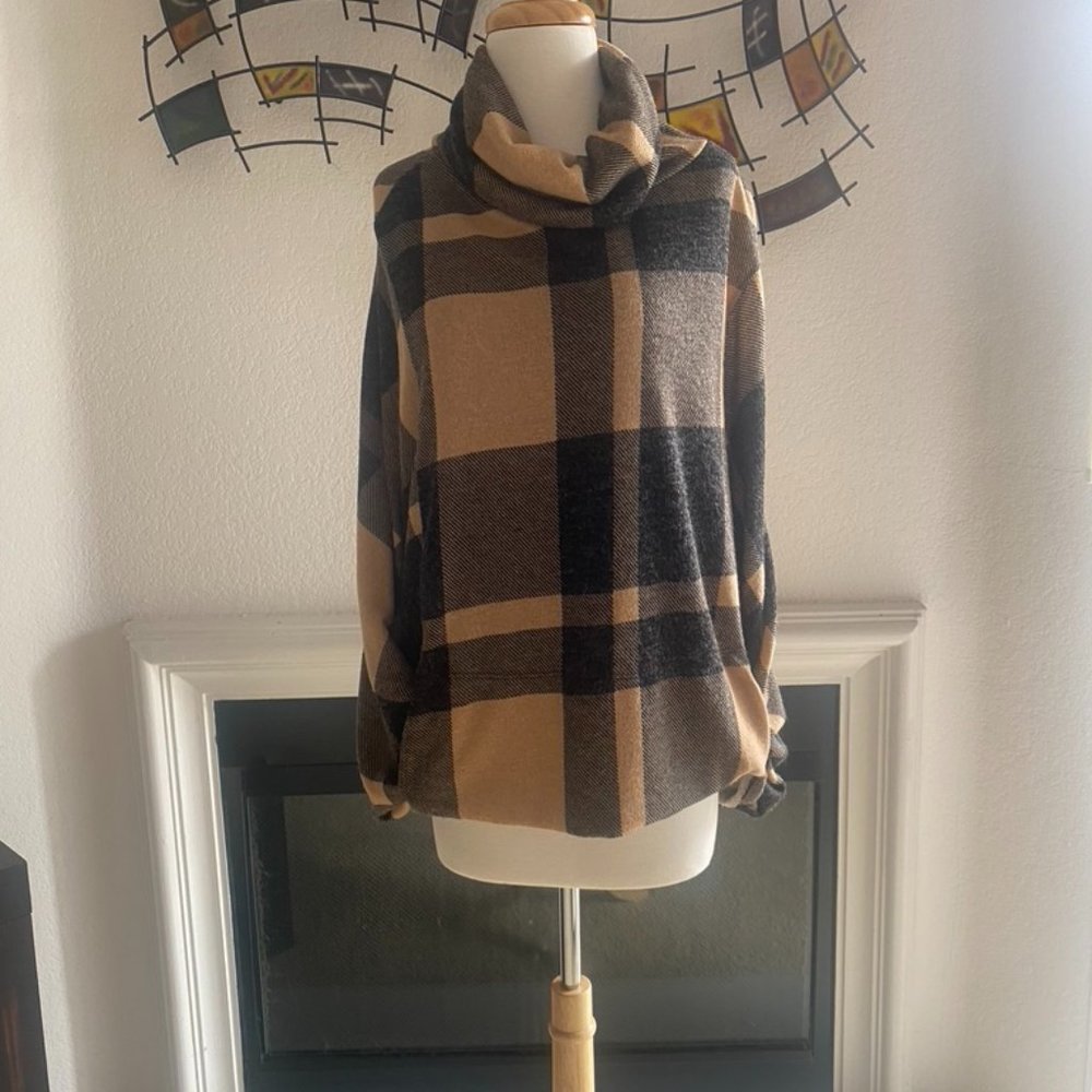 Plaid Cowl Neck Poncho with Pockets NWT